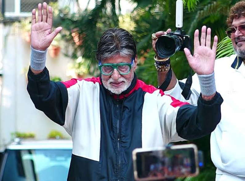 Amitabh Bachchan Appears in Public After Announcing Rest Break